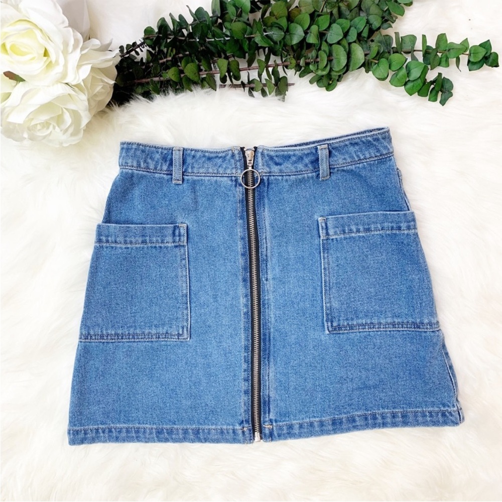 Topshop MOTO Size 4 Blue Zip Through Denim Skirt
